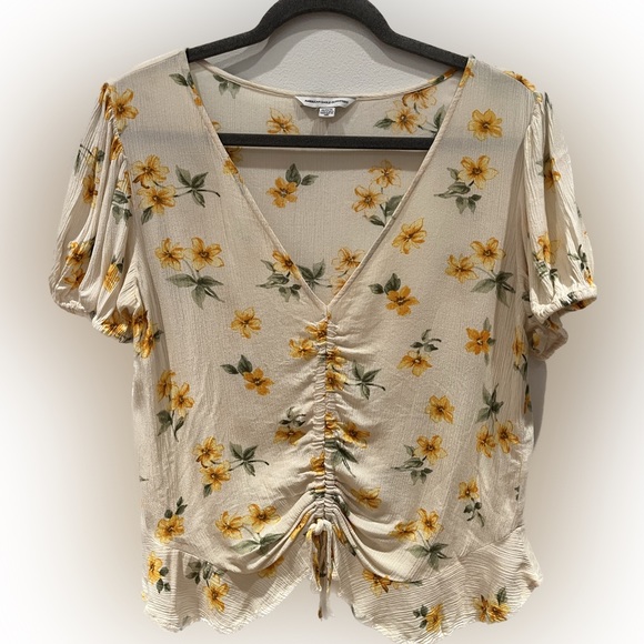 American Eagle Floral Top - Picture 2 of 3